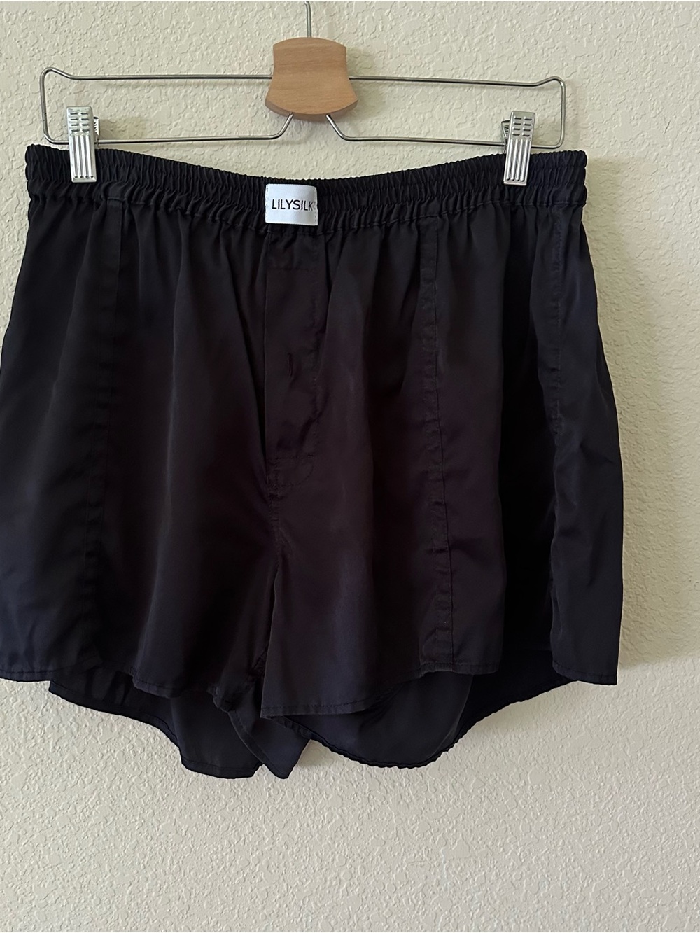 LILYSILK Black Silk Lounge or sleeping Shorts size XL 93% Silk/7% Spandex